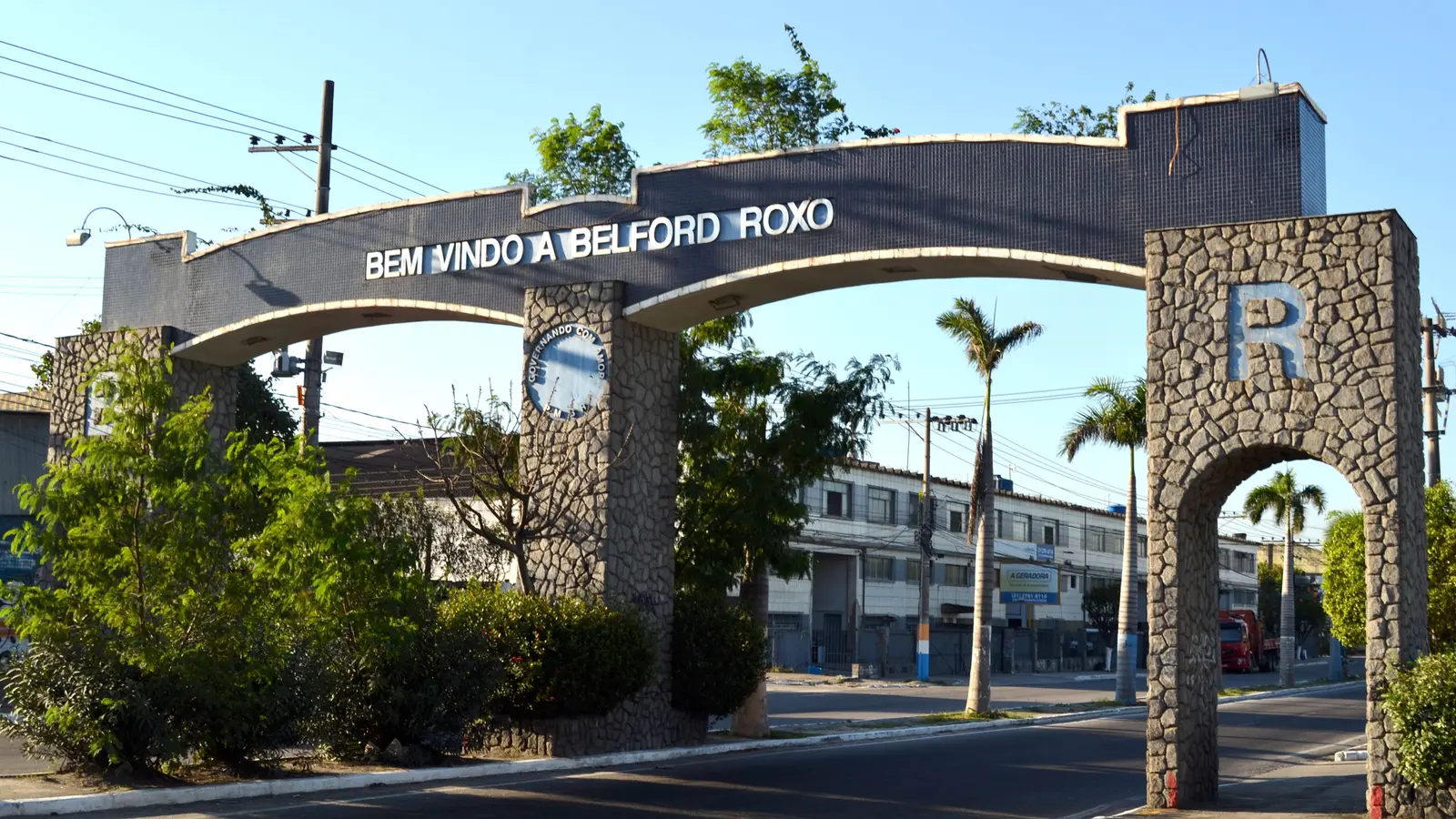 Pórtico de entrada de Belford Roxo, na página de contabilidade em Belford Roxo